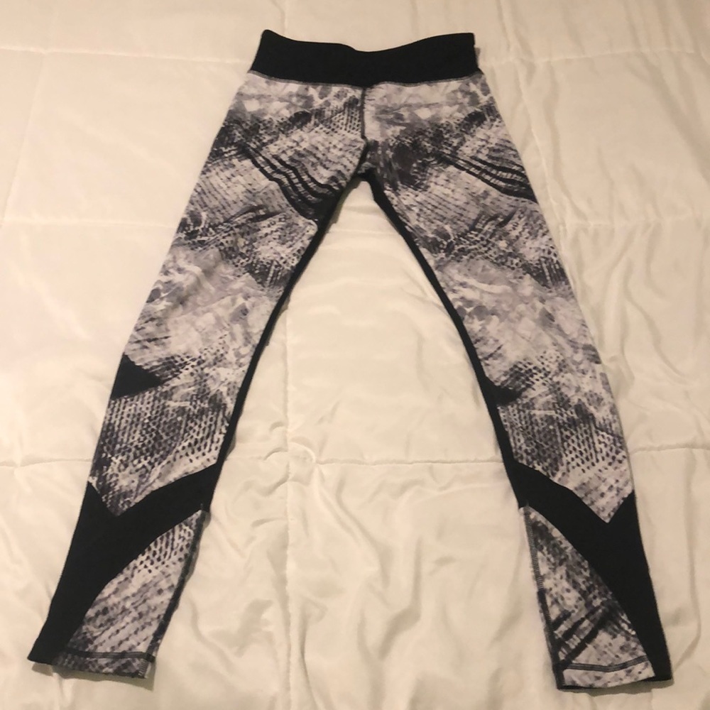 Express Core performance leggings in black